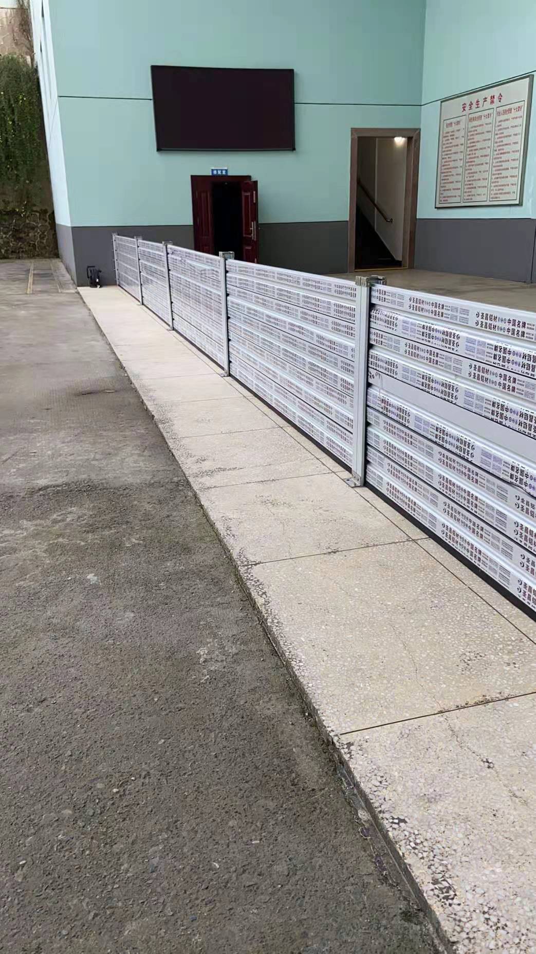 變電站防洪防汛擋水板門安裝效果